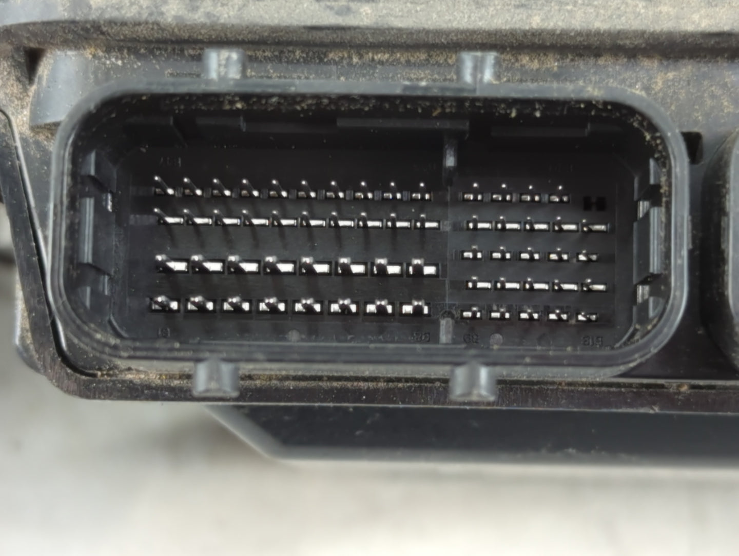 2016-2017 Mazda 6 PCM Engine Control Computer ECU ECM PCU OEM P/N:PY9V 18 881 Fits Fits 2016 2017 2018 OEM Used Auto Parts -