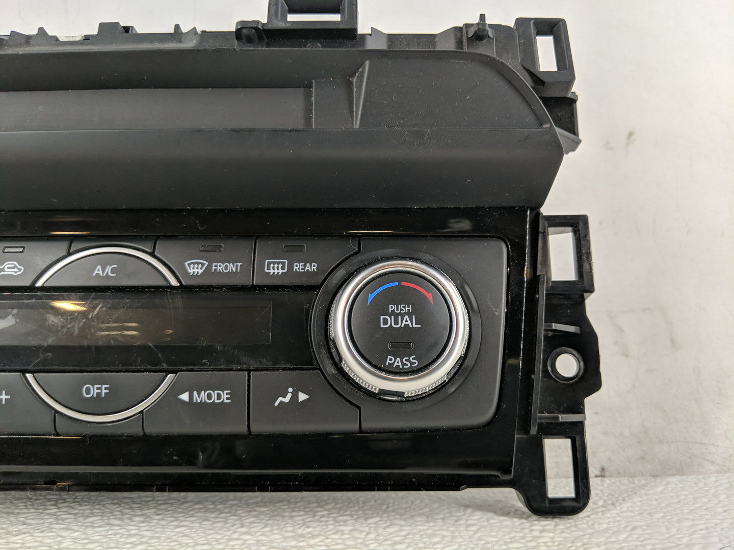 2016 Mazda 6 Climate Control Module Temperature AC/Heater Replacement P/N:K4000 5F16A Fits OEM Used Auto Parts - Oemusedauto