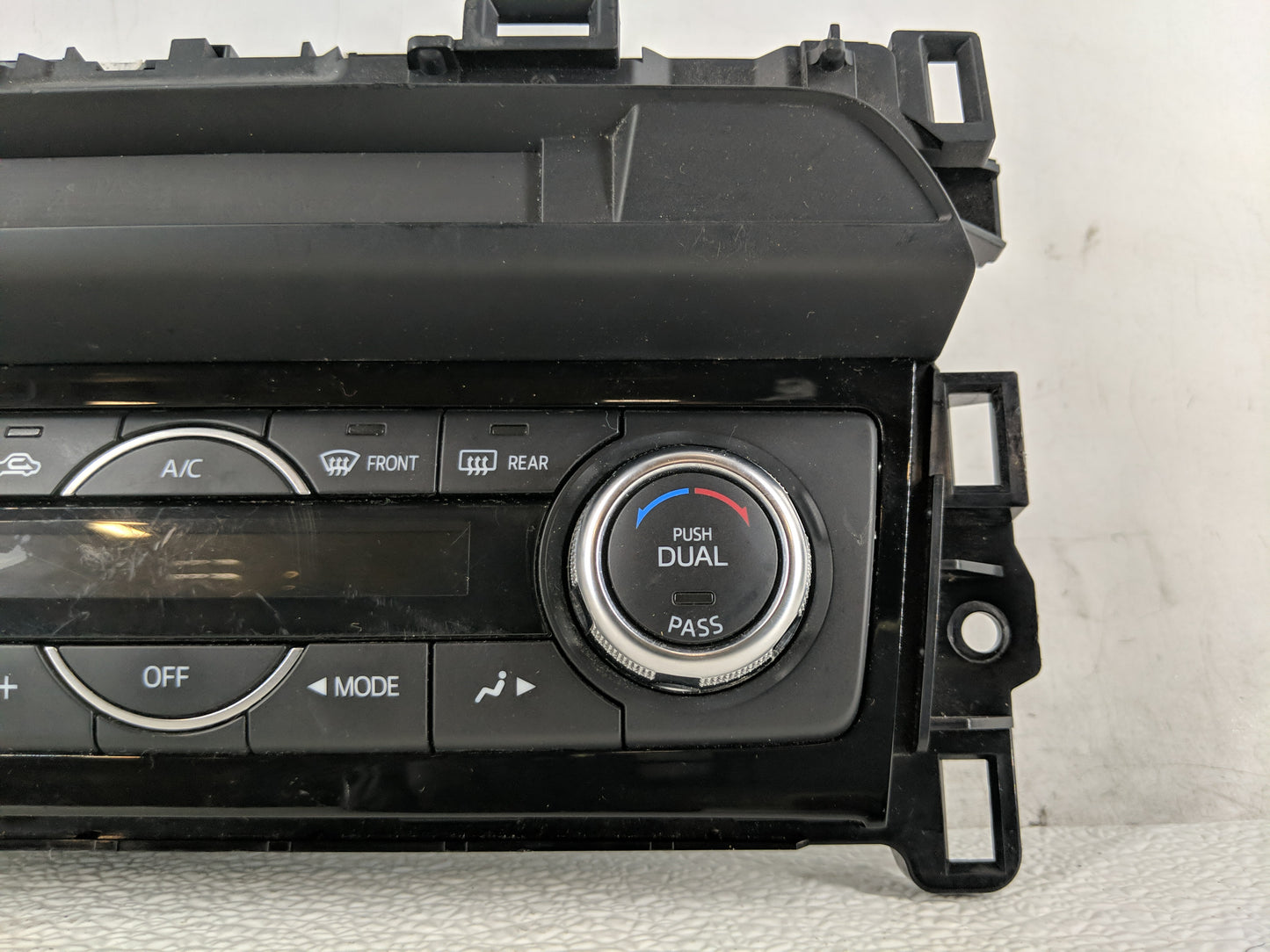 2016 Mazda 6 Climate Control Module Temperature AC/Heater Replacement P/N:K4000 5F16A Fits OEM Used Auto Parts - Oemusedauto