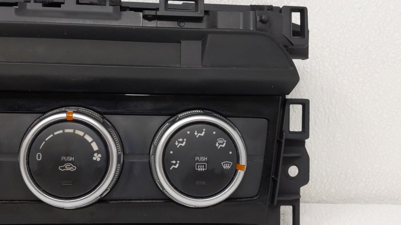 2014-2015 Mazda 6 Climate Control Module Temperature AC/Heater Replacement P/N:GJR9 61 190A GJR9 61 190 B Fits Fits 2014 201