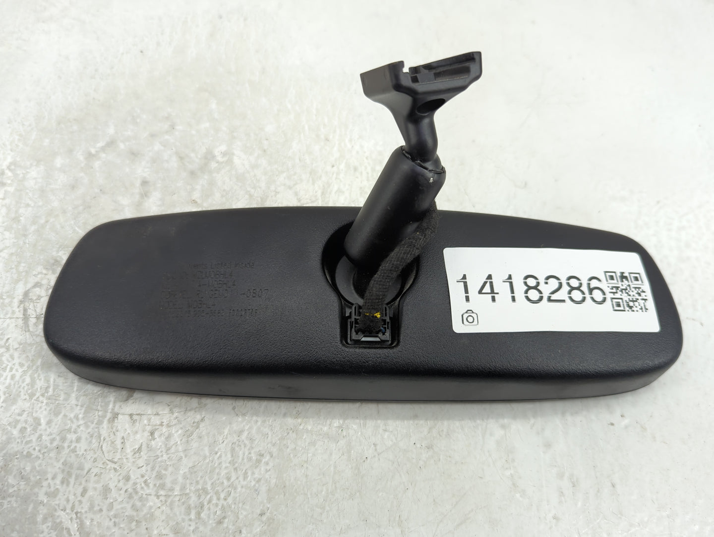 2014-2017 Mazda 6 Interior Rear View Mirror Replacement OEM P/N:4112A-M0BHL4 Fits OEM Used Auto Parts - Oemusedautoparts1.co