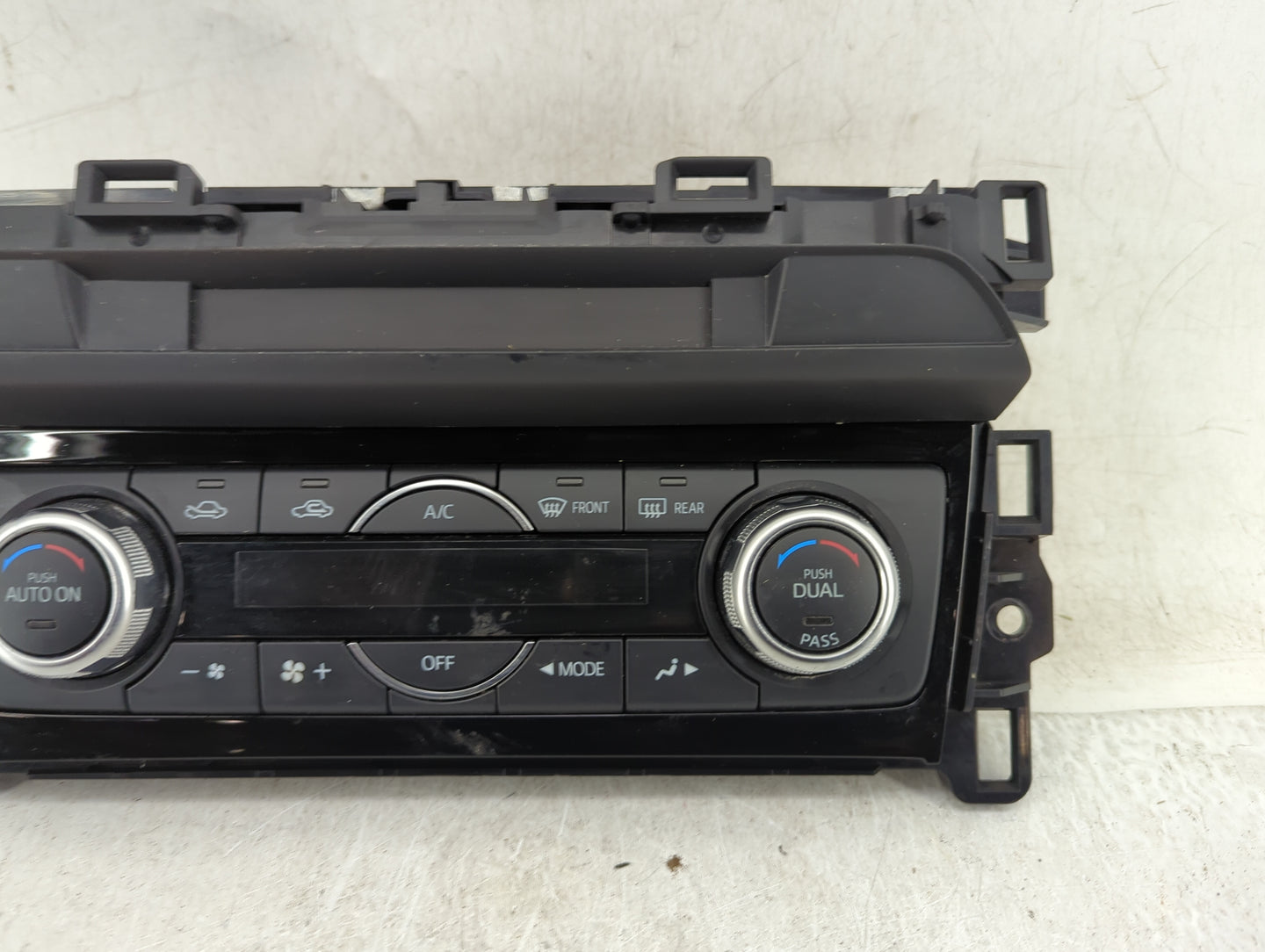 2016 Mazda 6 Climate Control Module Temperature AC/Heater Replacement P/N:GMN7 61 190 B Fits OEM Used Auto Parts - Oemusedau