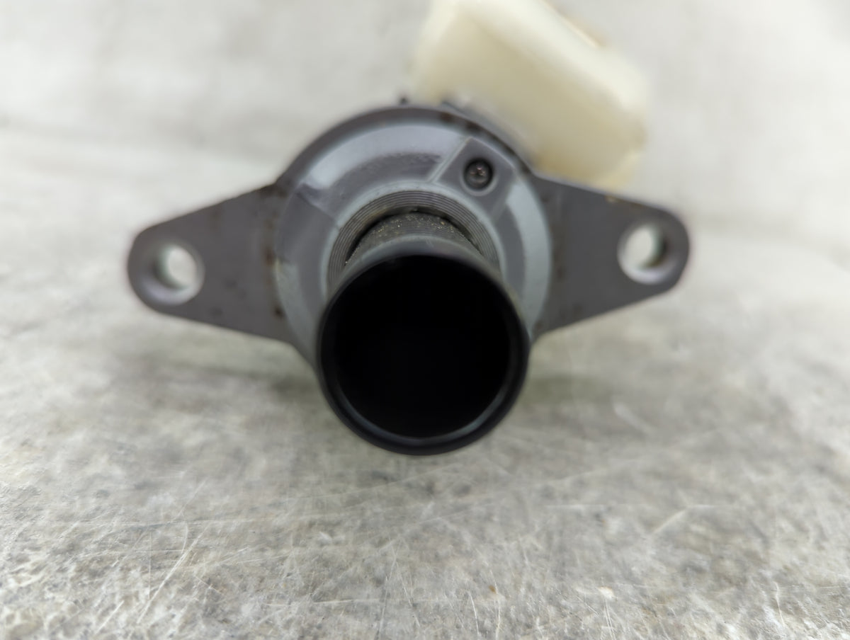 2014-2021 Mazda 6 Brake Master Cylinder 1467626 - Oemusedautoparts1.com