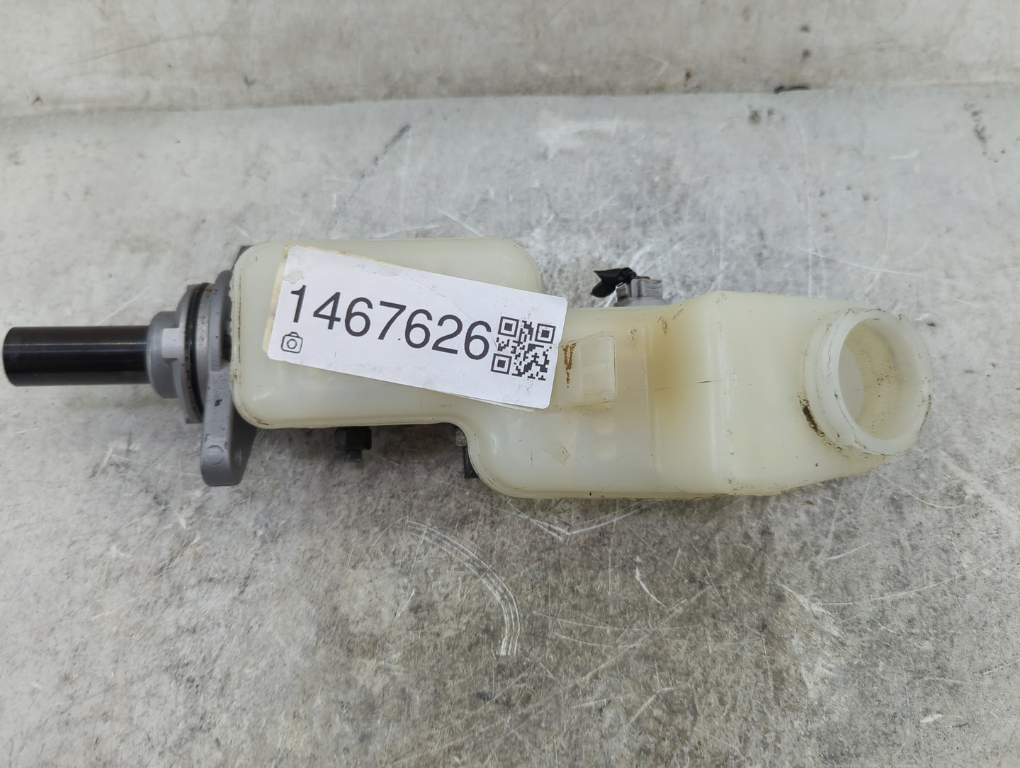 2014-2021 Mazda 6 Brake Master Cylinder 1467626 - Oemusedautoparts1.com