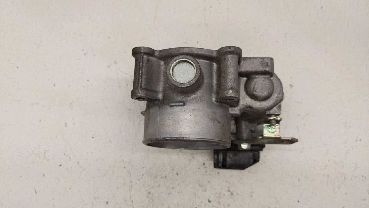 2014 Mazda 6 Throttle Body P/N:PY01 13 640 A Fits OEM Used Auto Parts - Oemusedautoparts1.com