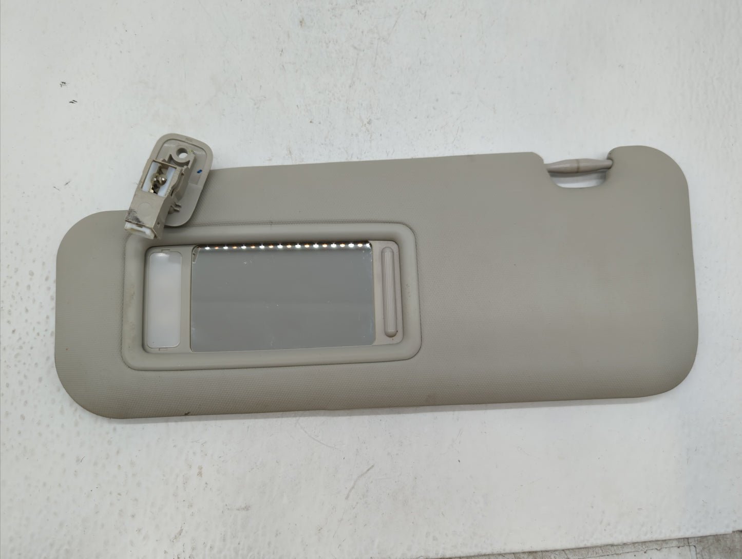 2014 Mazda 6 Sun Visor Shade Replacement Passenger Right Mirror Fits OEM Used Auto Parts - Oemusedautoparts1.com