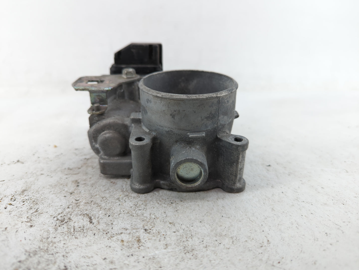 2014-2017 Mazda 6 Throttle Body P/N:PY01 13 640 A Fits Fits 2014 2015 2016 2017 2018 OEM Used Auto Parts - Oemusedautoparts1