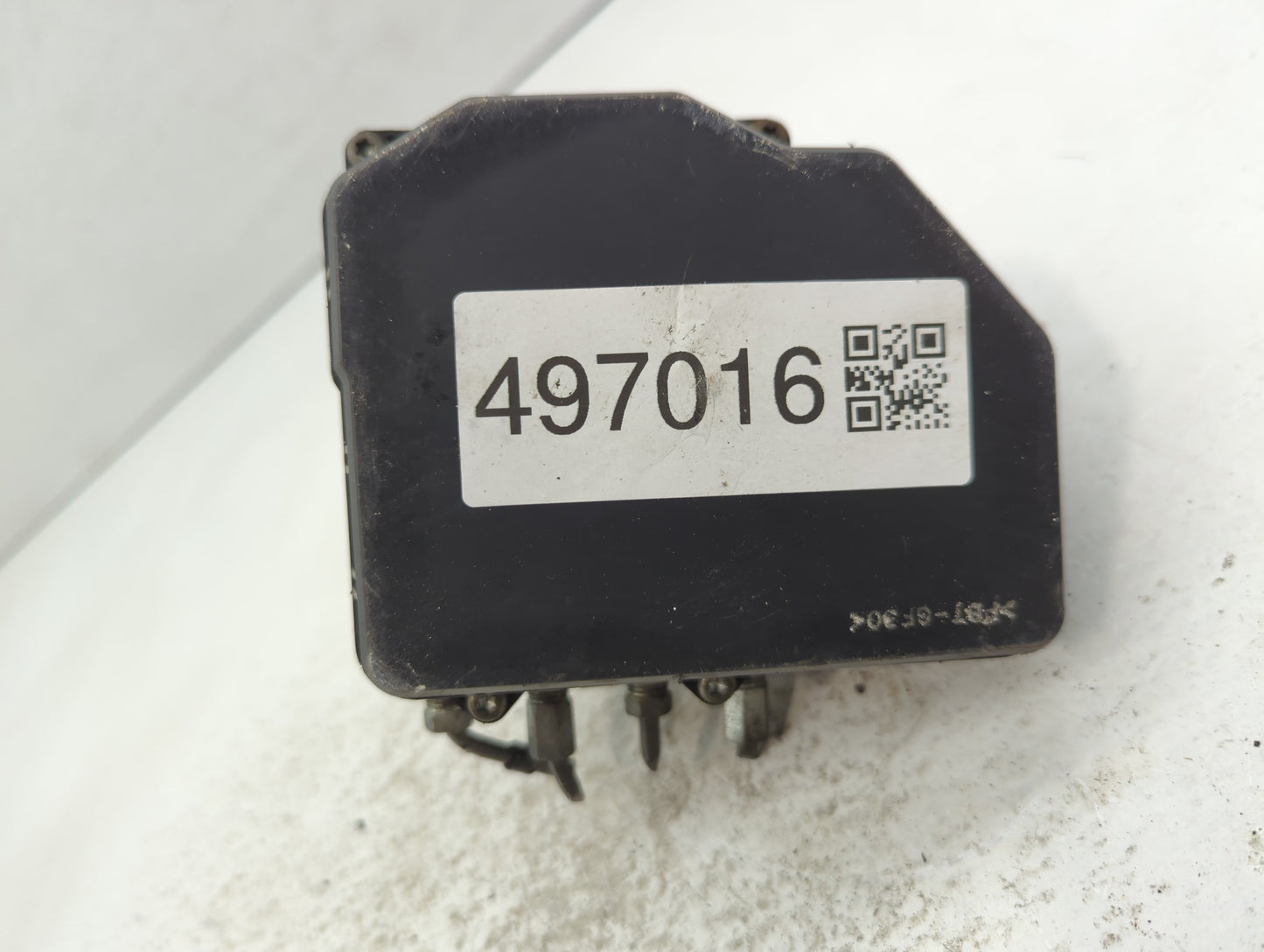 2016 Mazda 6 ABS Pump Control Module Replacement P/N:GMM4-437A0 Fits OEM Used Auto Parts - Oemusedautoparts1.com