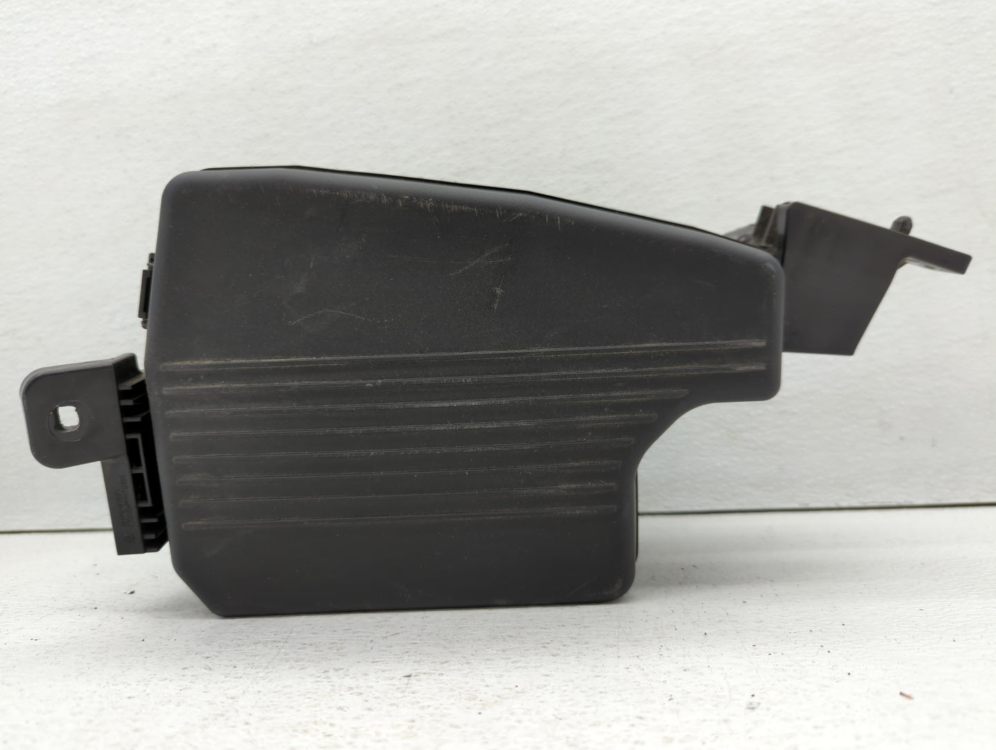 2014-2016 Mazda 6 Fusebox Fuse Box Panel Relay Module P/N:G46C-675X0 KD47-66767 Fits Fits 2014 2015 2016 OEM Used Auto Parts
