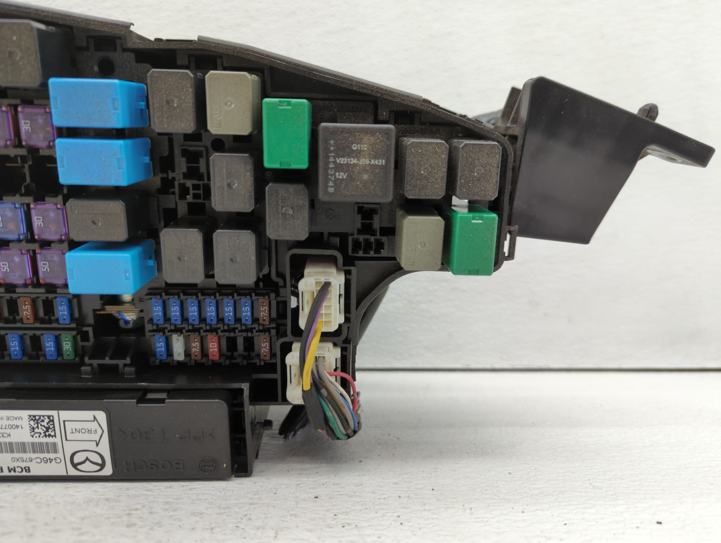2014-2016 Mazda 6 Fusebox Fuse Box Panel Relay Module P/N:G46C-675X0 KD47-66767 Fits Fits 2014 2015 2016 OEM Used Auto Parts