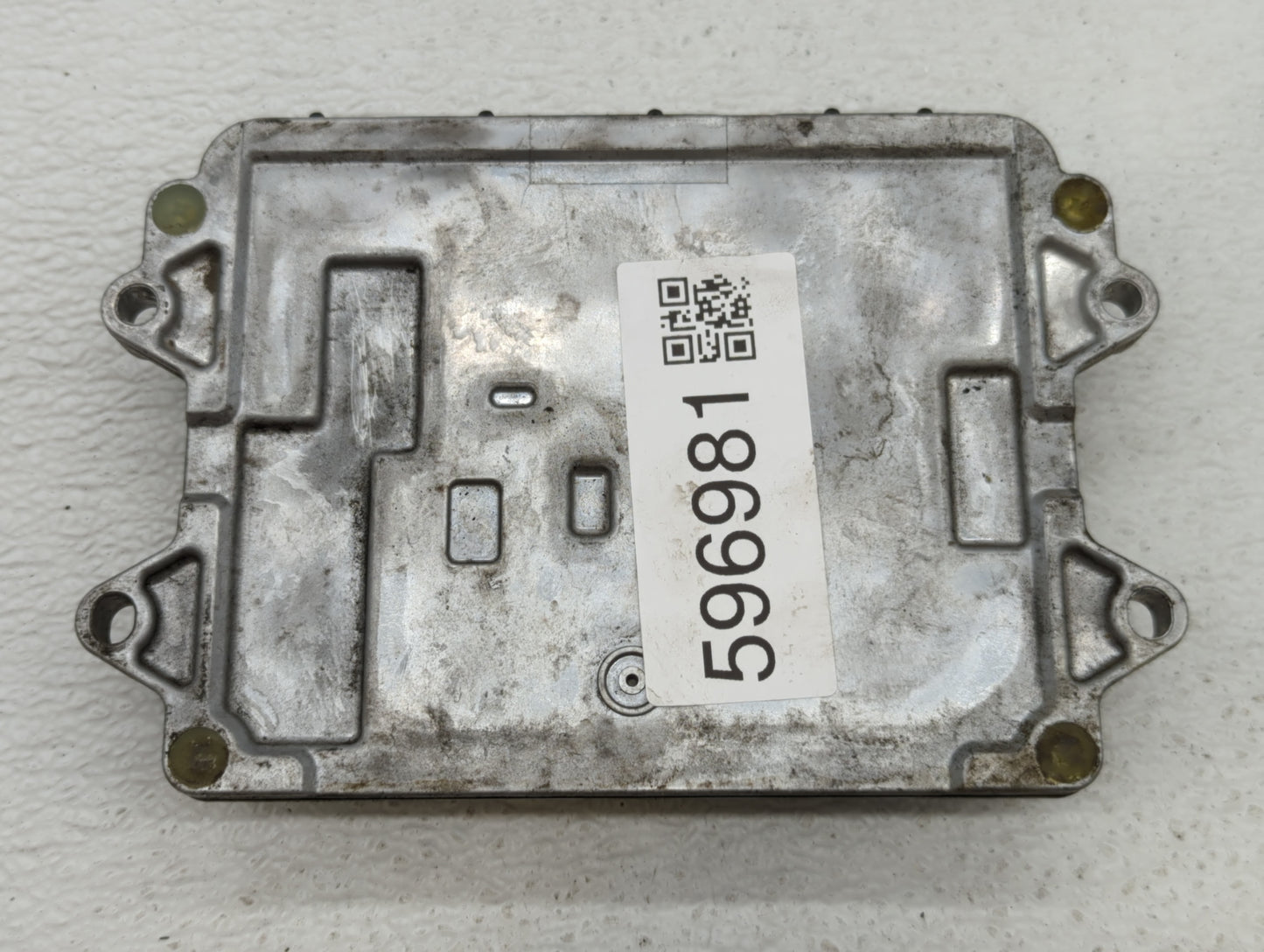 2014-2016 Mazda 6 PCM Engine Control Computer ECU ECM PCU OEM P/N:PY9W 18 881 Fits Fits 2014 2015 2016 OEM Used Auto Parts -