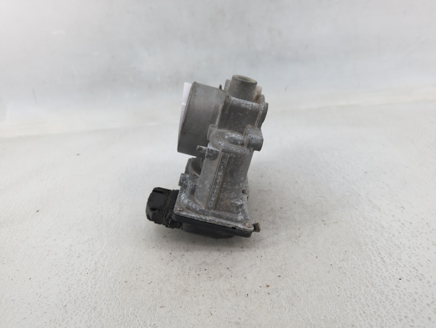 2014-2017 Mazda 6 Throttle Body P/N:13 640 A K4238, 1831 C223 4R09 Fits Fits 2014 2015 2016 2017 2018 OEM Used Auto Parts - 