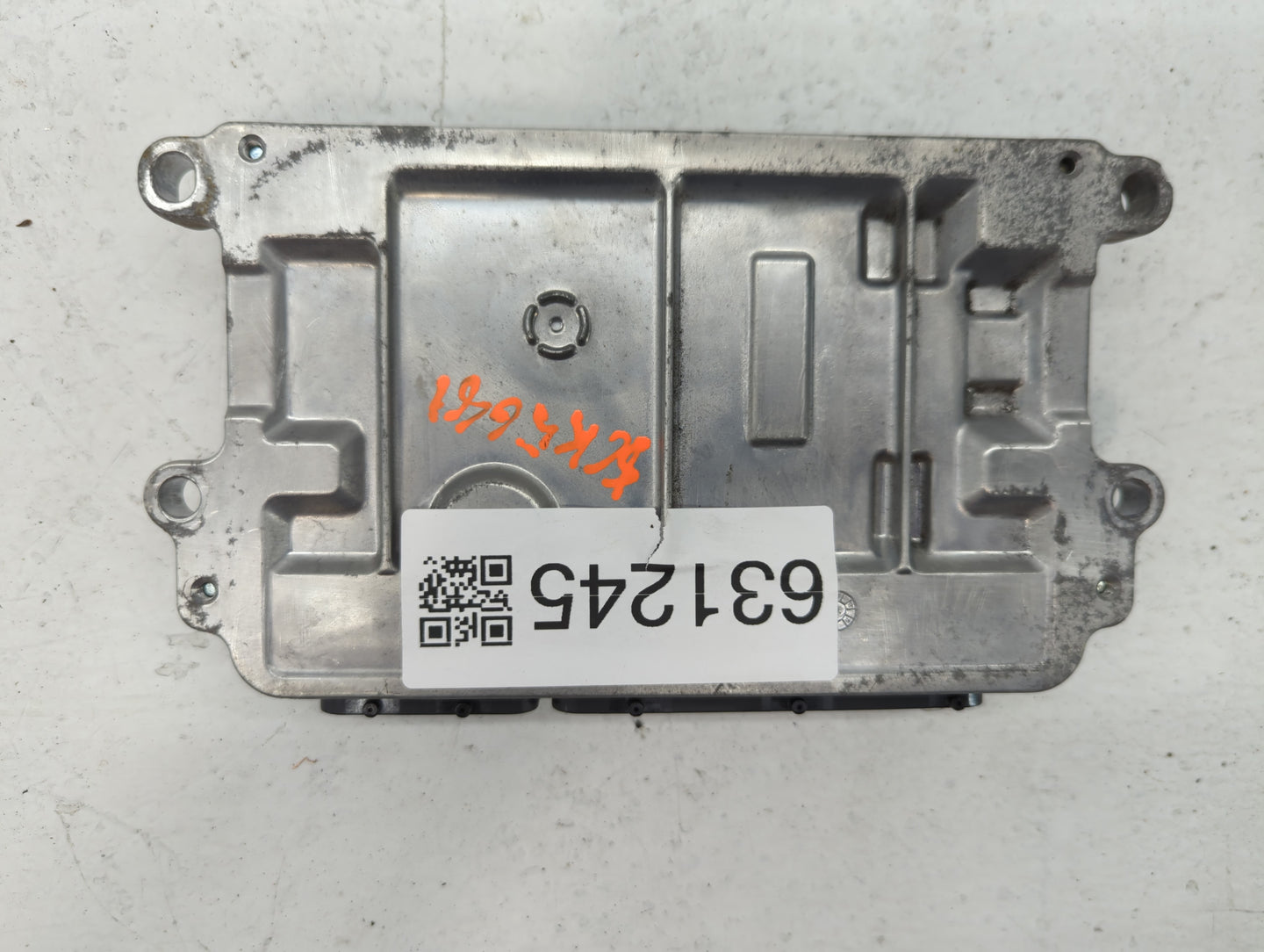 2016-2017 Mazda 6 PCM Engine Control Computer ECU ECM PCU OEM P/N:PYAE 18 8K2B 2798002790 Fits Fits 2016 2017 2018 OEM Used 