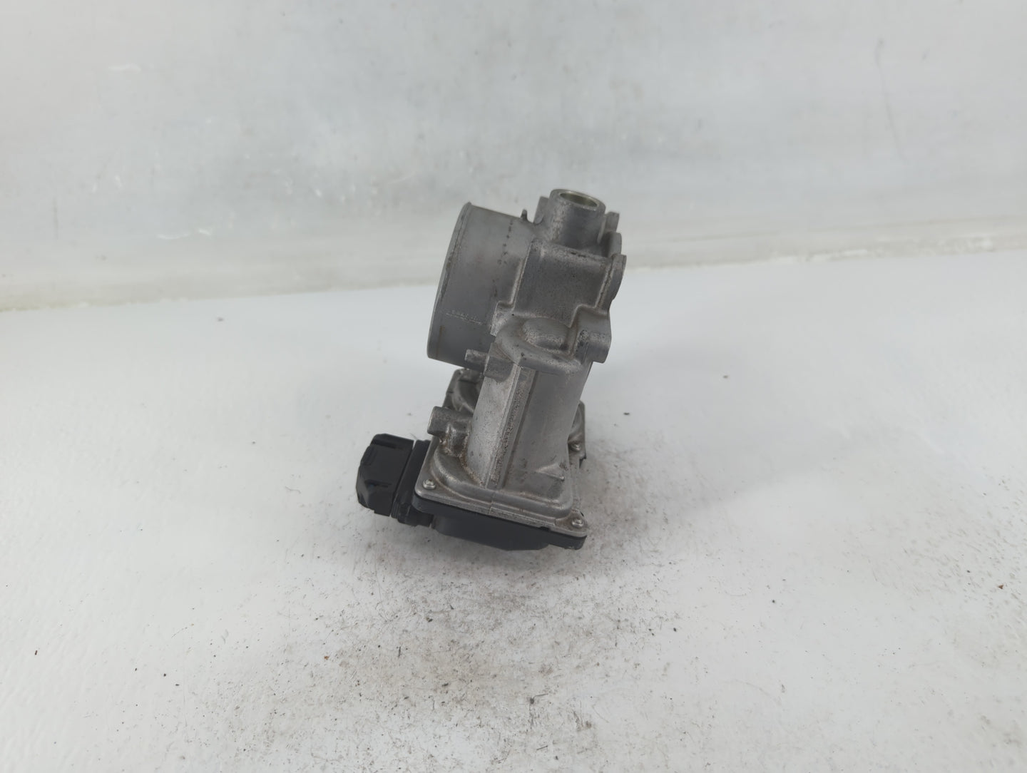 2014-2017 Mazda 6 Throttle Body P/N:1831 C1272 8S06 01 13 640 A Fits Fits 2014 2015 2016 2017 2018 OEM Used Auto Parts - Oem