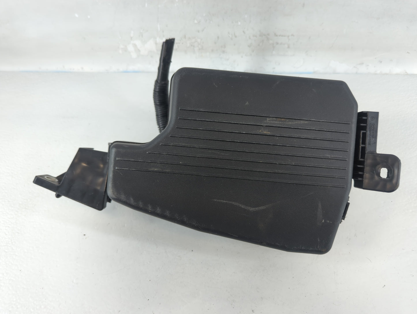 2014-2016 Mazda 6 Fusebox Fuse Box Panel Relay Module P/N:KD45 66760 K7005 Fits Fits 2014 2015 2016 OEM Used Auto Parts - Oe