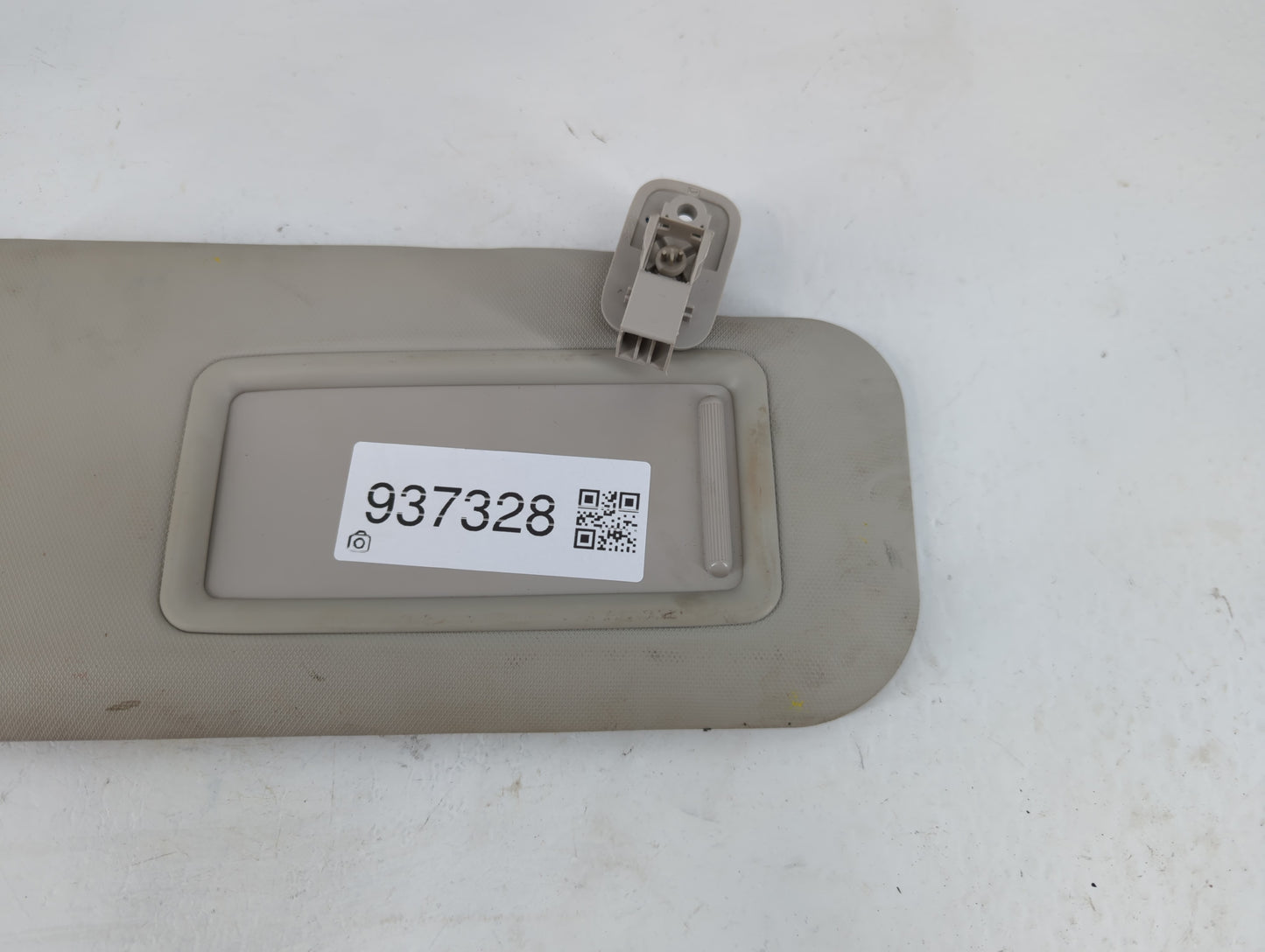 2014-2017 Mazda 6 Sun Visor Shade Replacement Passenger Right Mirror Fits Fits 2014 2015 2016 2017 OEM Used Auto Parts - Oem