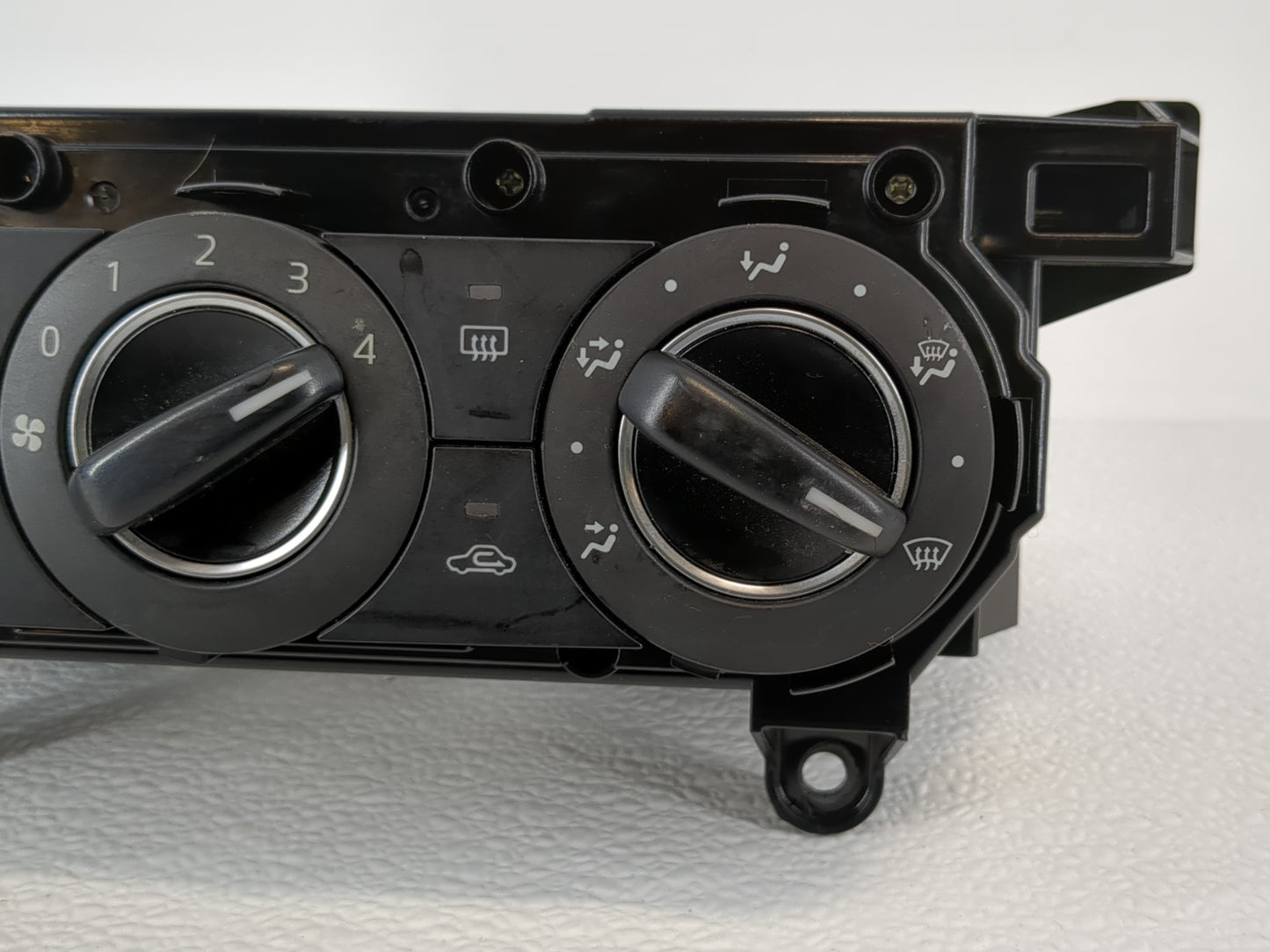 2016 Mazda Cx-3 Climate Control Module Temperature AC/Heater Replacement Fits OEM Used Auto Parts - Oemusedautoparts1.com