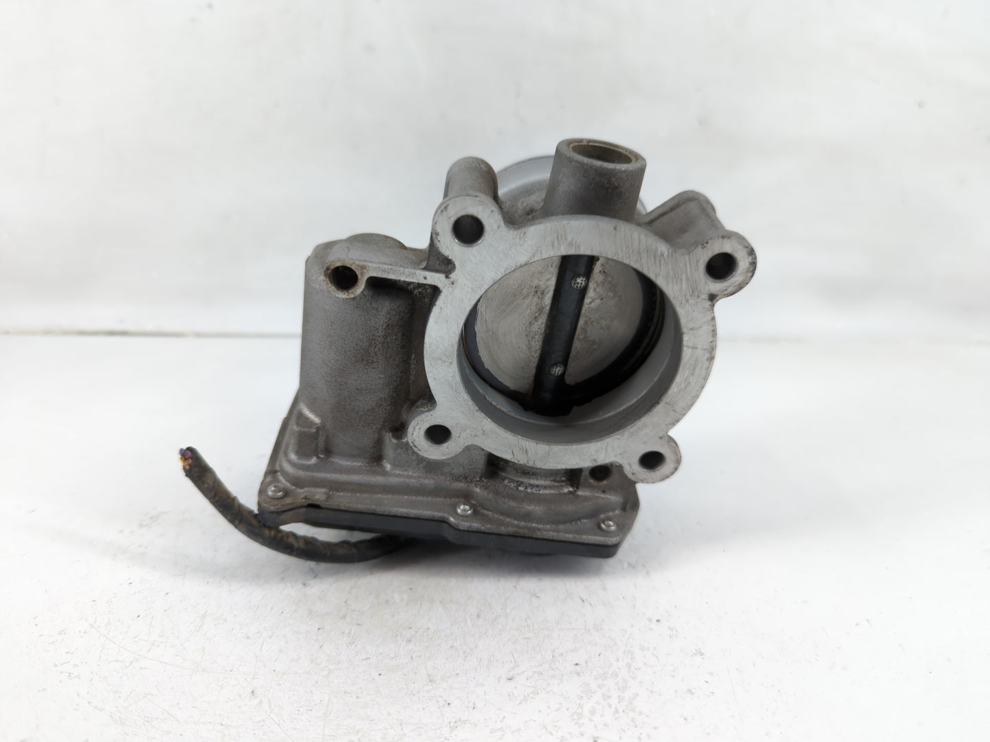 2014-2017 Mazda Cx-5 Throttle Body P/N:PY01 13 640 A Fits Fits 2014 2015 2016 2017 2018 OEM Used Auto Parts - Oemusedautopar