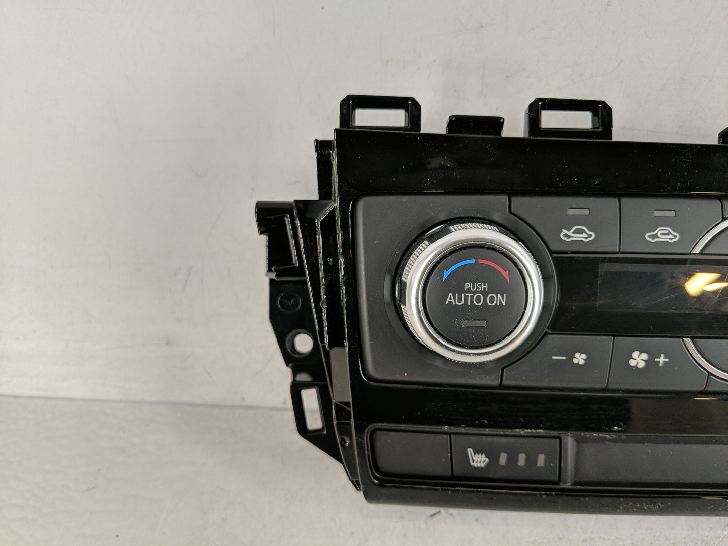 2016 Mazda Cx-5 Climate Control Module Temperature AC/Heater Replacement P/N:KA0R 61 190A Fits OEM Used Auto Parts - Oemused