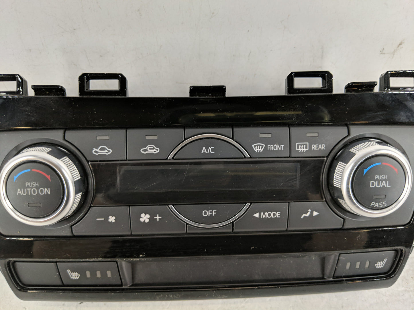 2016 Mazda Cx-5 Climate Control Module Temperature AC/Heater Replacement P/N:KA0R 61 190A Fits OEM Used Auto Parts - Oemused