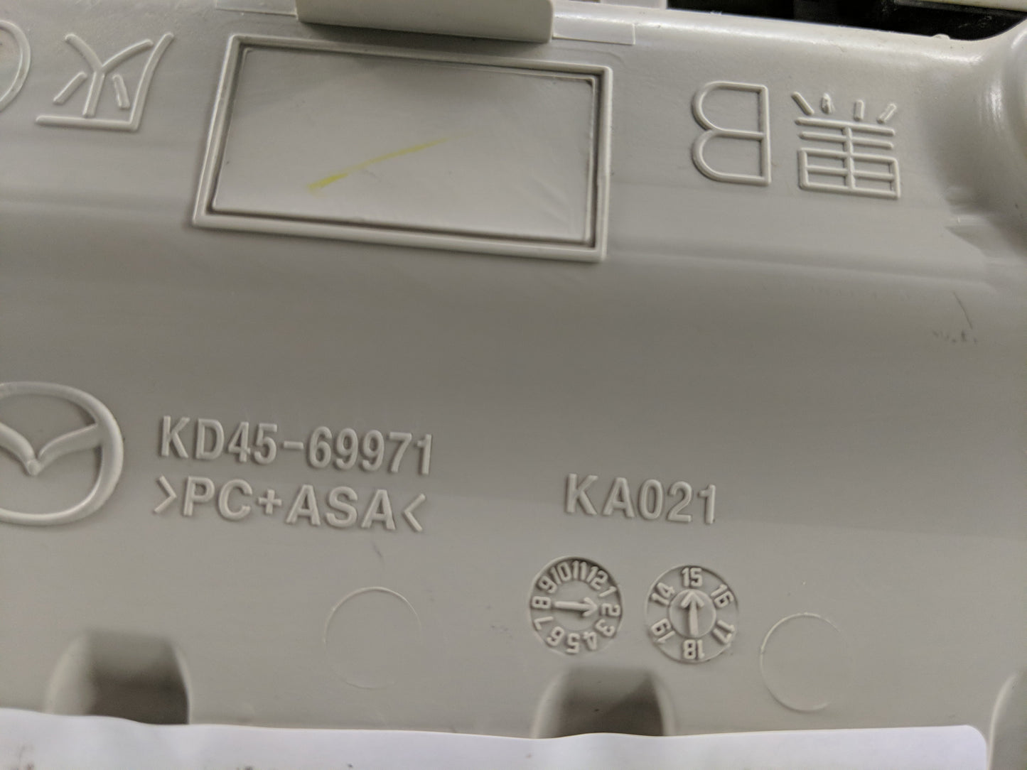 2016 Mazda Cx-5 Overhead Roof Console - Oemusedautoparts1.com