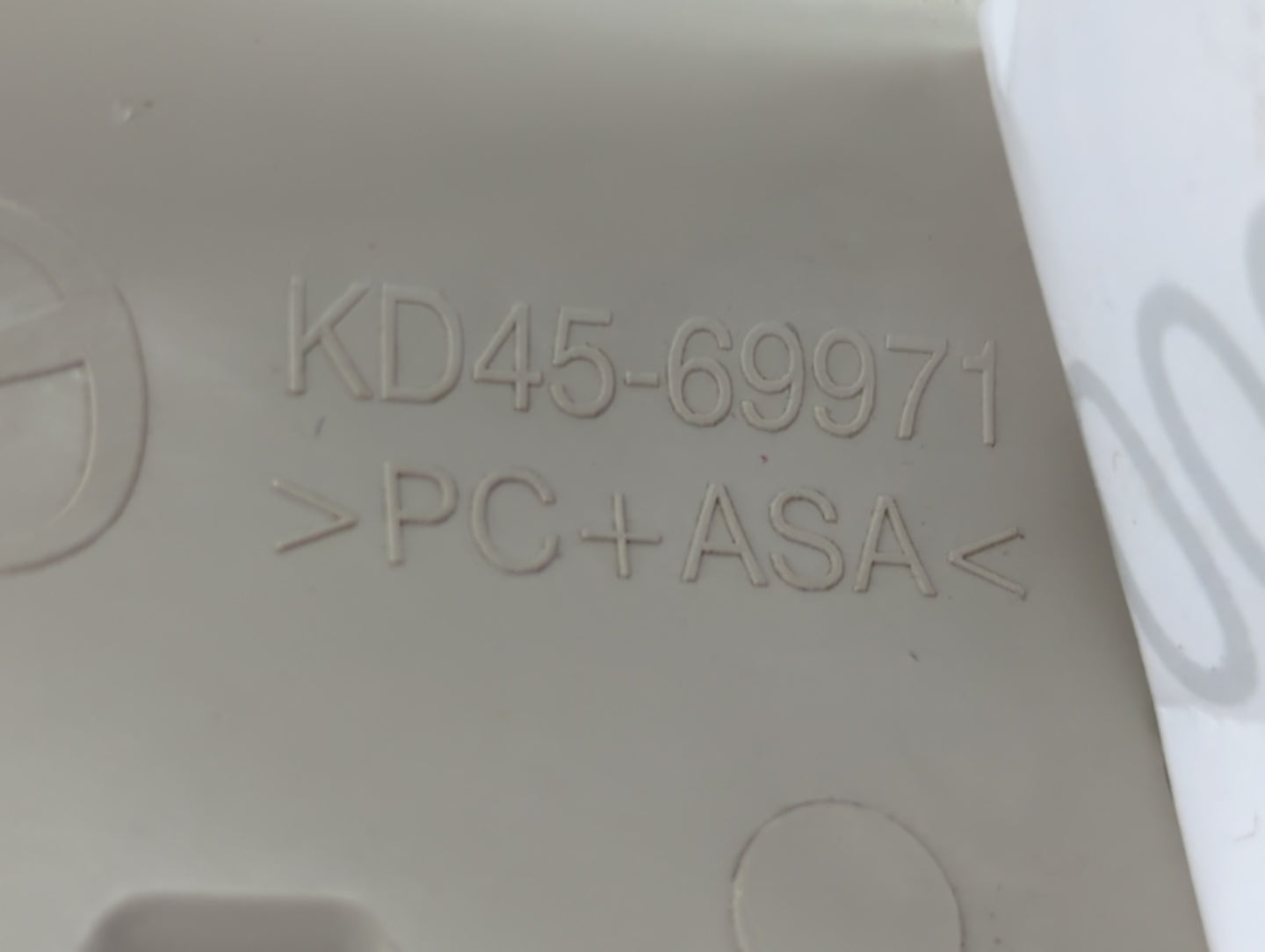 2016 Mazda Cx-5 Overhead Roof Console - Oemusedautoparts1.com