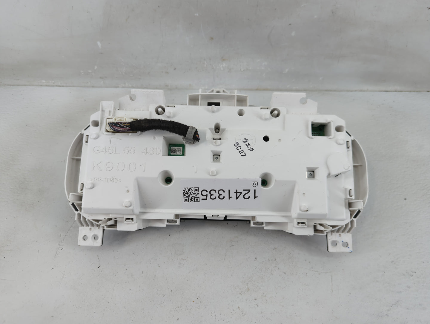 2016 Mazda Cx-5 Instrument Cluster Speedometer Gauges P/N:PP-TD40 K9001, G46L 55 430 Fits OEM Used Auto Parts - Oemusedautop