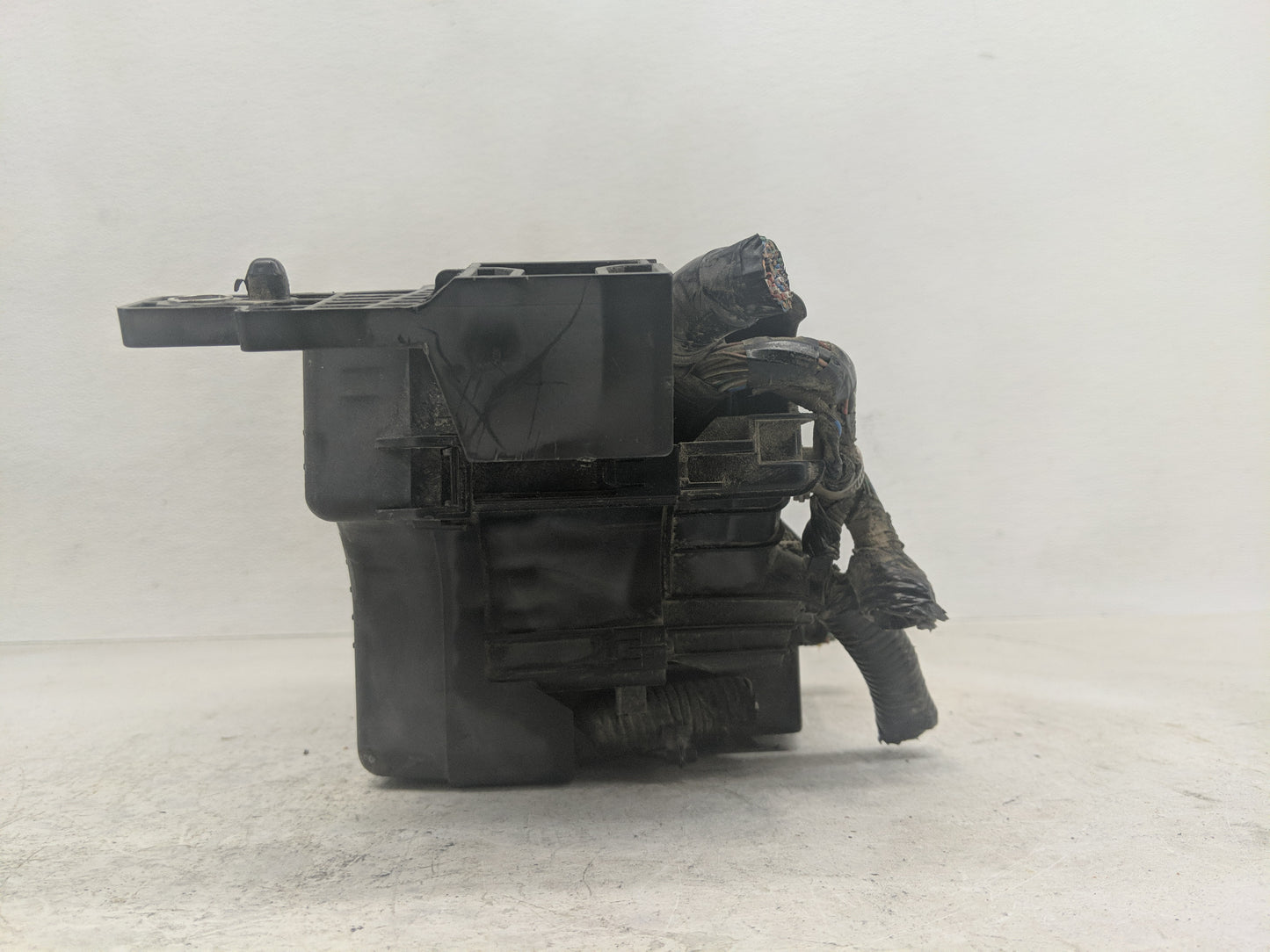 2013-2022 Mazda Cx-5 Fusebox Fuse Box Panel Relay Module P/N:G46C-675X0 A Fits OEM Used Auto Parts - Oemusedautoparts1.com