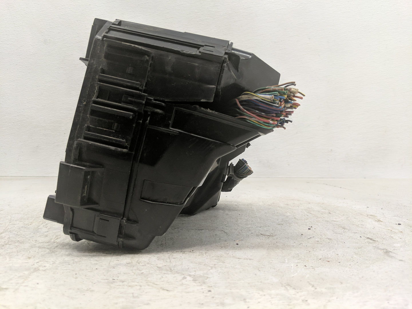 2013-2022 Mazda Cx-5 Fusebox Fuse Box Panel Relay Module P/N:G46C-675X0 A Fits OEM Used Auto Parts - Oemusedautoparts1.com