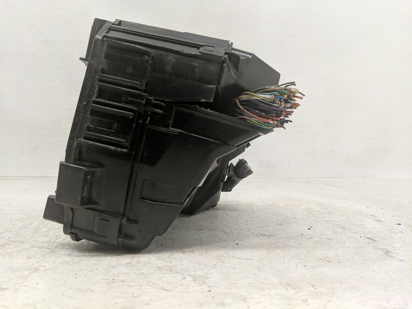 2013-2022 Mazda Cx-5 Fusebox Fuse Box Panel Relay Module P/N:G46C-675X0 A Fits OEM Used Auto Parts - Oemusedautoparts1.com