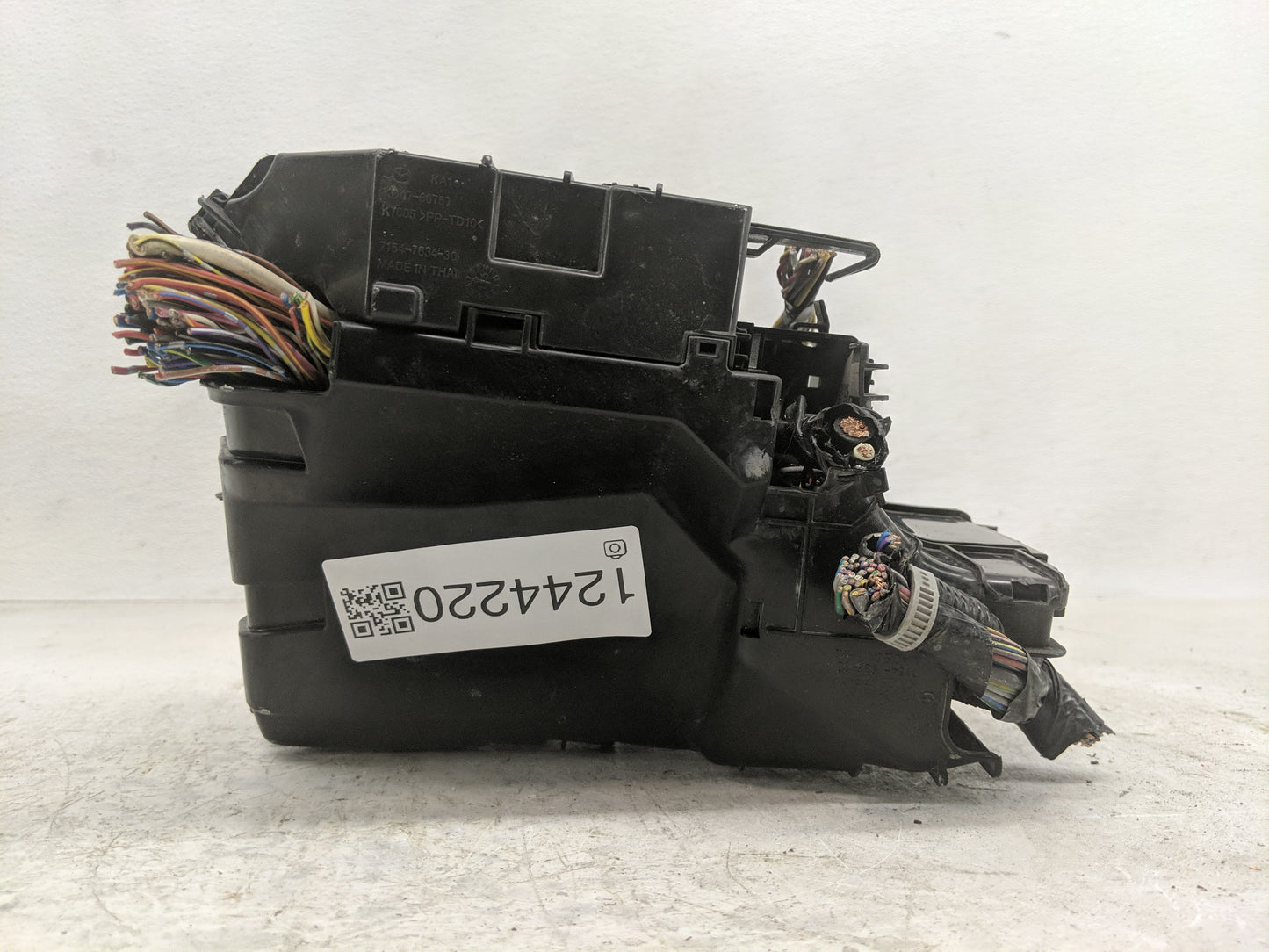 2013-2022 Mazda Cx-5 Fusebox Fuse Box Panel Relay Module P/N:G46C-675X0 A Fits OEM Used Auto Parts - Oemusedautoparts1.com