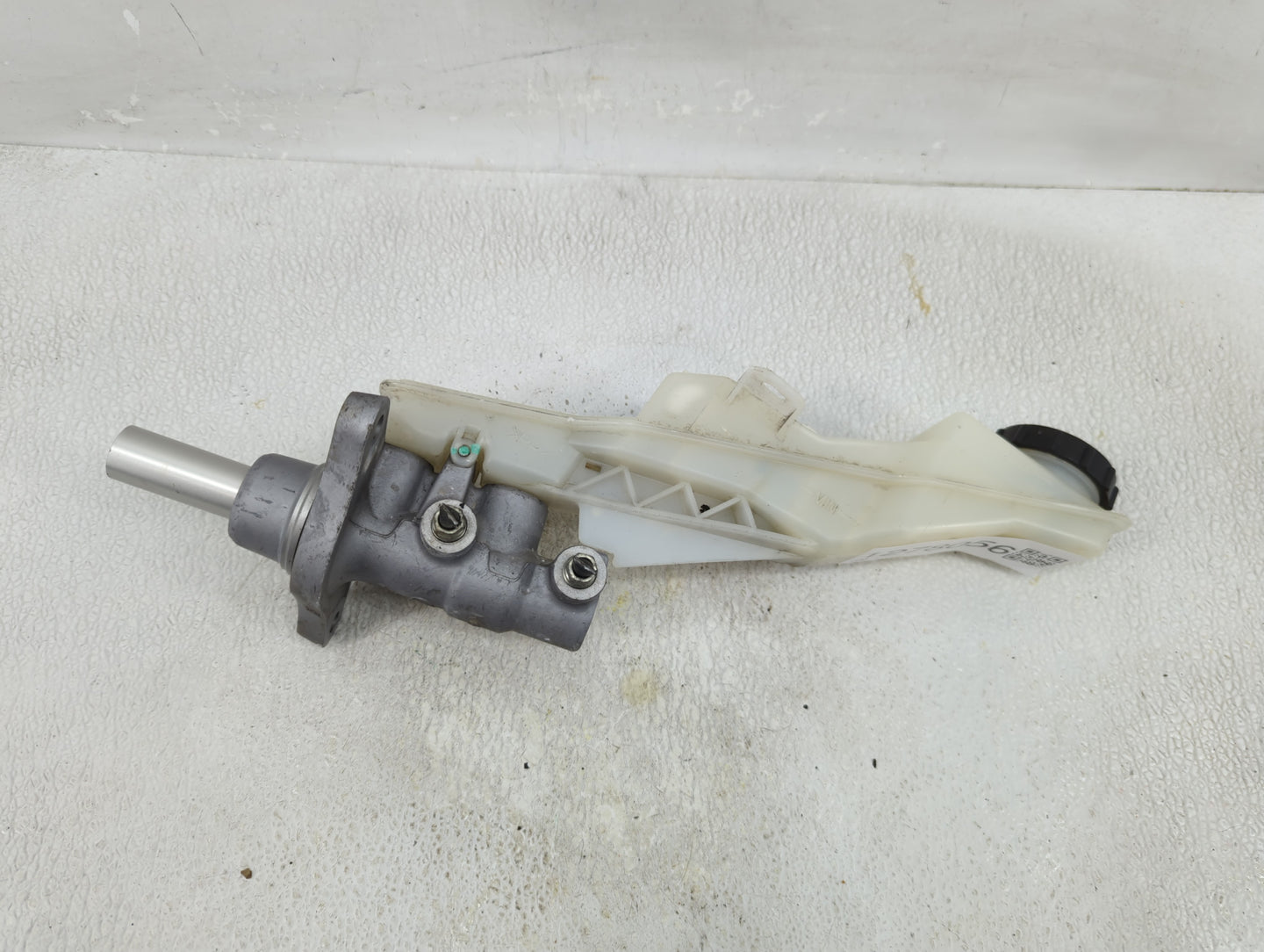 2013-2022 Mazda Cx-5 Brake Master Cylinder - Oemusedautoparts1.com