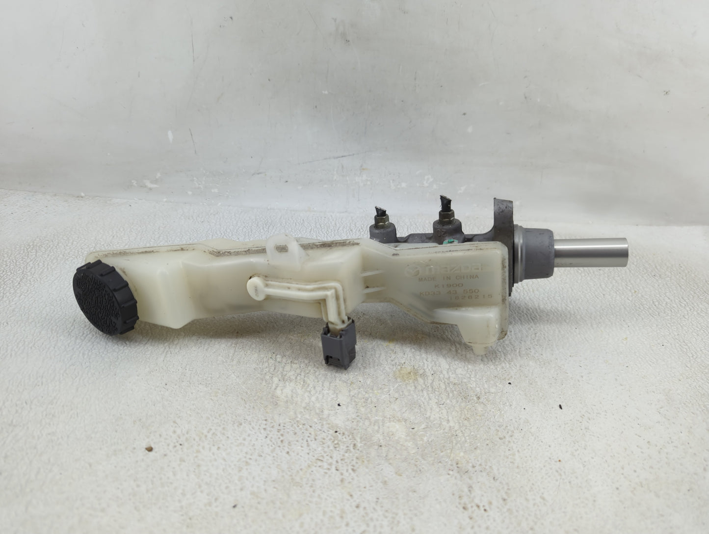 2013-2022 Mazda Cx-5 Brake Master Cylinder - Oemusedautoparts1.com