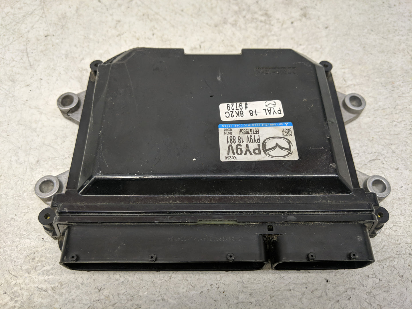 2016 Mazda Cx-5 PCM Engine Control Computer ECU ECM PCU OEM P/N:E6T67985H PYAL 18 8K2C Fits Fits 2017 2018 OEM Used Auto Par