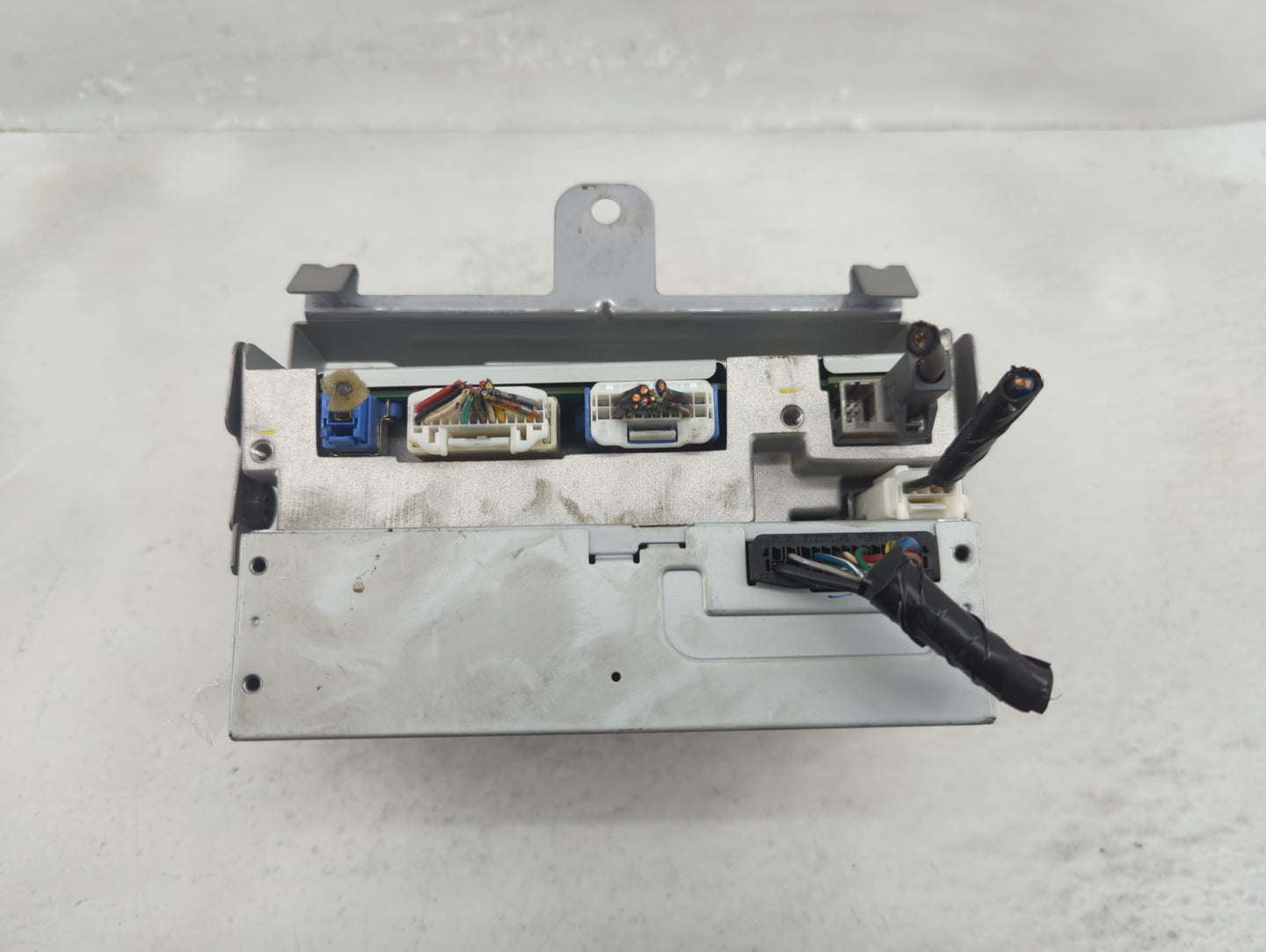 2016 Mazda Cx-5 Radio AM FM Cd Player Receiver Replacement P/N:KA0H-669G0 Fits Fits 2017 OEM Used Auto Parts - Oemusedautopa