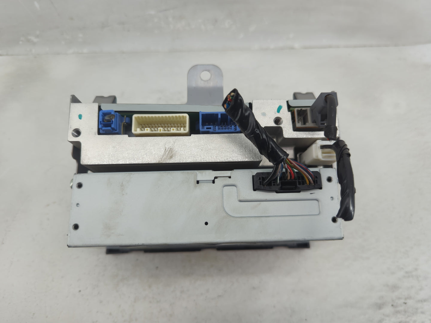 2016 Mazda Cx-5 Radio AM FM Cd Player Receiver Replacement P/N:KA0H-669G0 Fits Fits 2017 OEM Used Auto Parts - Oemusedautopa