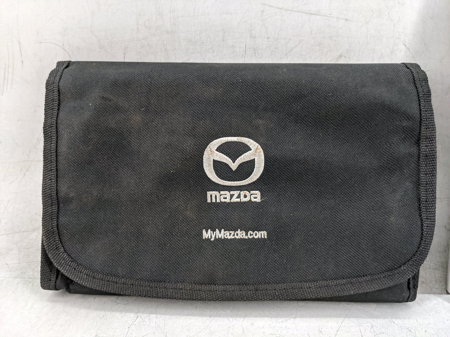 2016 Mazda Cx-5 Owners Manual Book Guide P/N:9999-95-050C OEM Used Auto Parts - Oemusedautoparts1.com