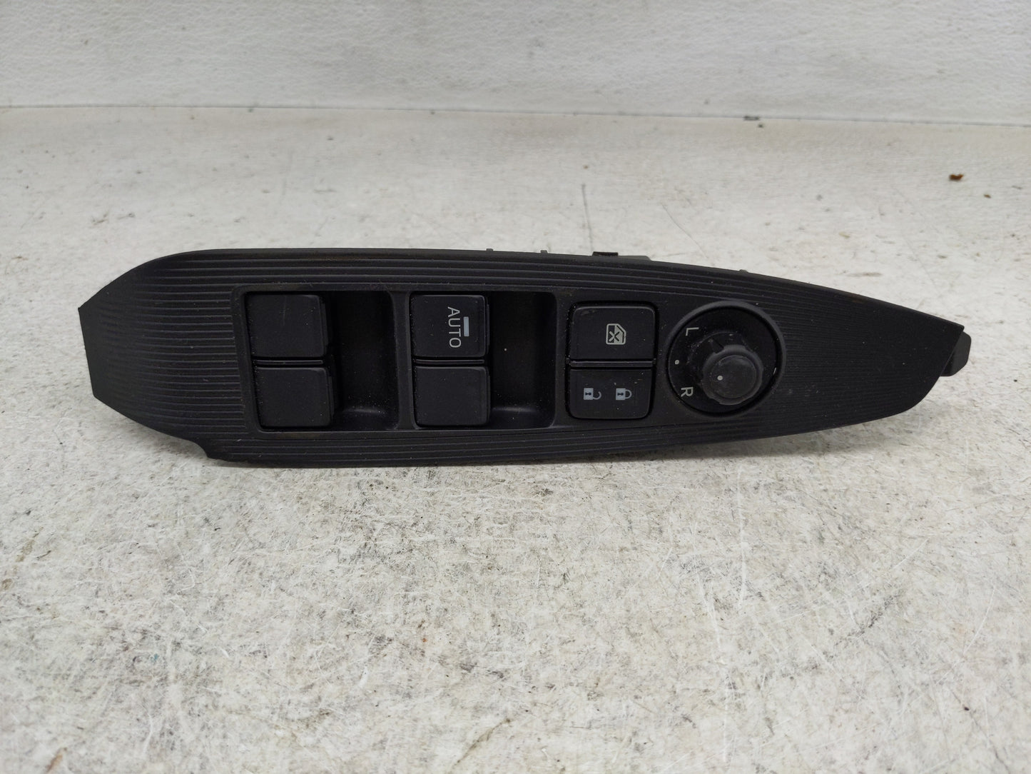 2016-2017 Mazda Cx-5 Master Power Window Switch Replacement Driver Side Left P/N:KD35 66 350 Fits Fits 2016 2017 OEM Used Au
