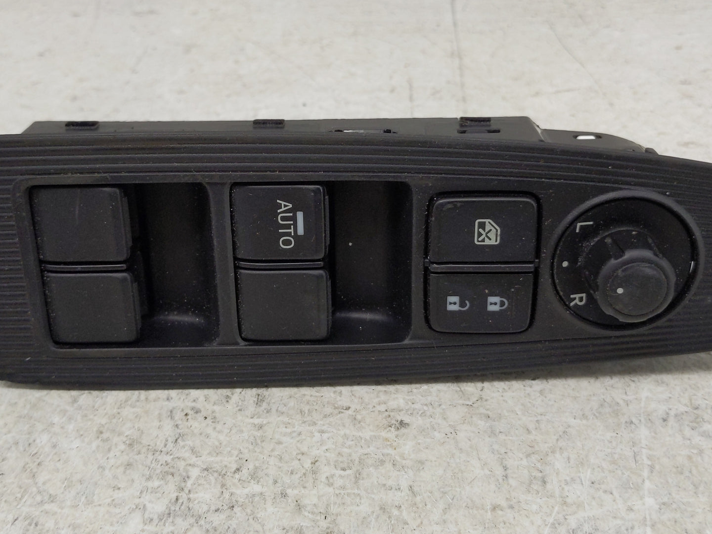 2016-2017 Mazda Cx-5 Master Power Window Switch Replacement Driver Side Left P/N:KD35 66 350 Fits Fits 2016 2017 OEM Used Au