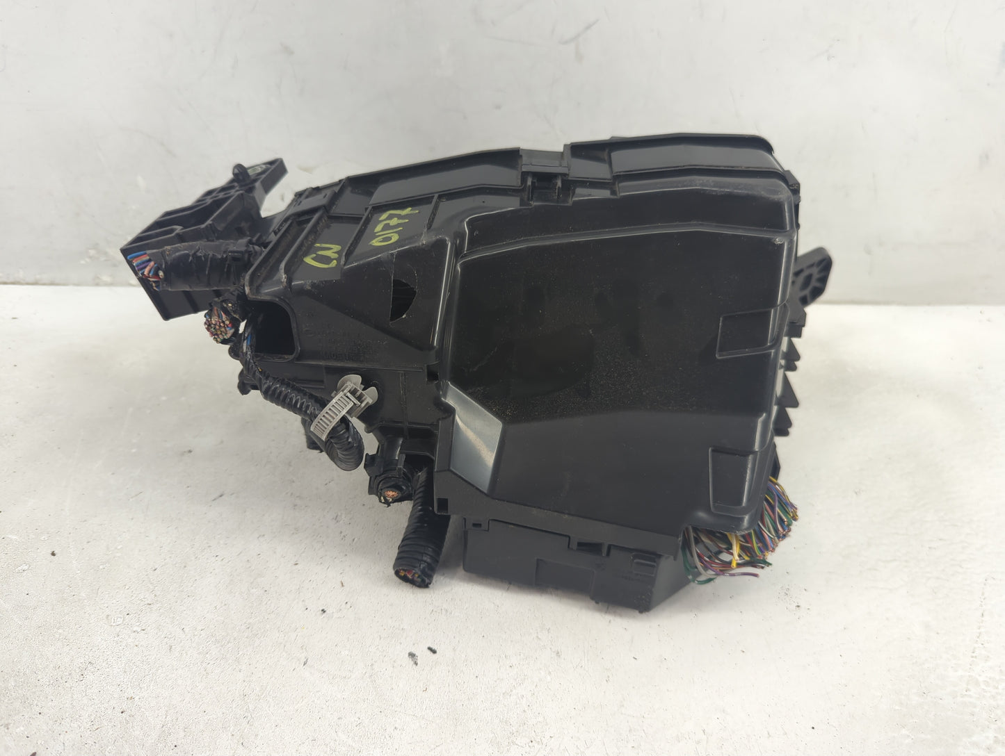 2013-2022 Mazda Cx-5 Fusebox Fuse Box Panel Relay Module P/N:TK4866760 Fits Fits 2013 2014 2015 2016 2017 2018 2019 2020 202