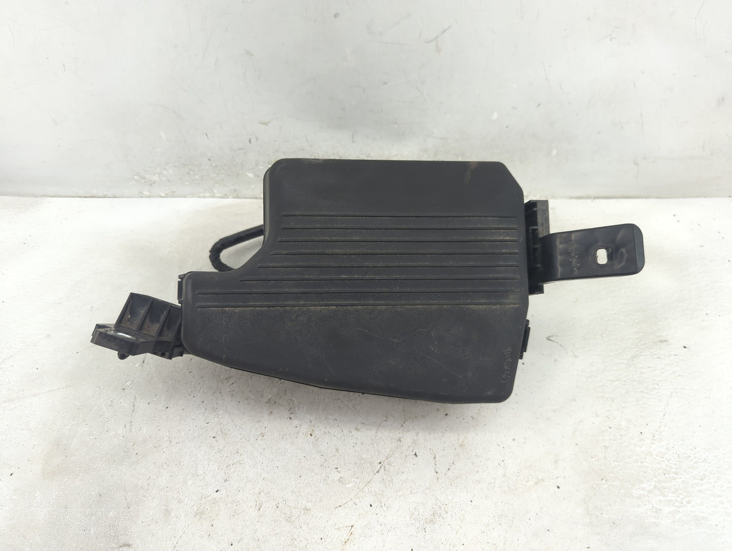 2013-2022 Mazda Cx-5 Fusebox Fuse Box Panel Relay Module P/N:G46C-675X0 Fits OEM Used Auto Parts - Oemusedautoparts1.com