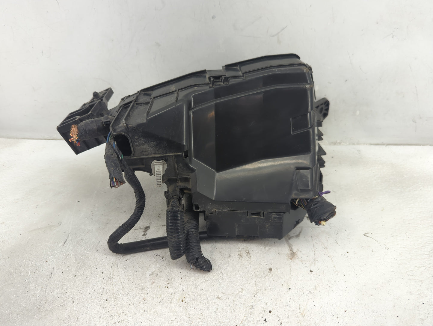 2013-2022 Mazda Cx-5 Fusebox Fuse Box Panel Relay Module P/N:G46C-675X0 Fits OEM Used Auto Parts - Oemusedautoparts1.com