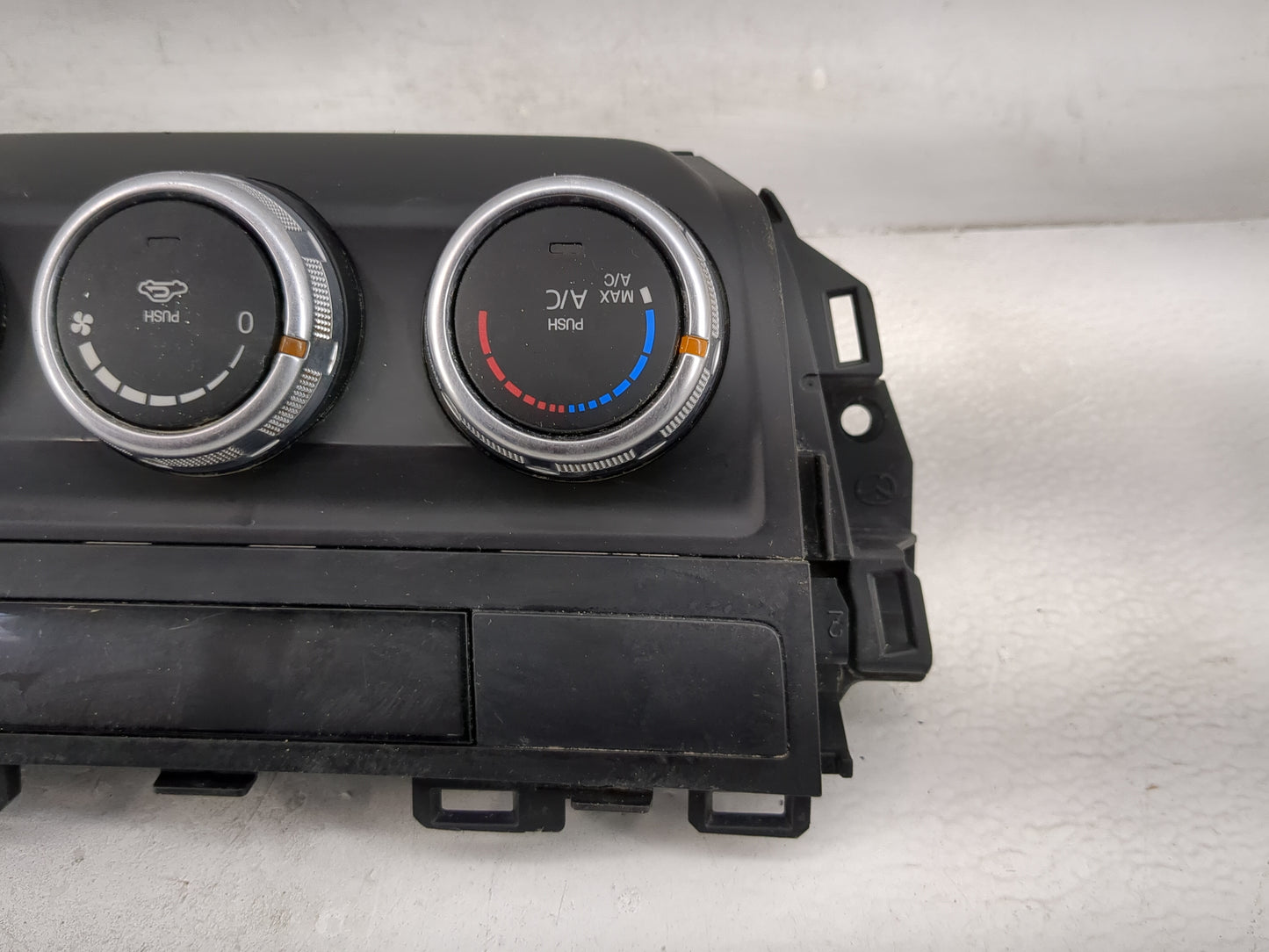 2016 Mazda Cx-5 Climate Control Module Temperature AC/Heater Replacement P/N:KA0G 61 190A Fits OEM Used Auto Parts - Oemused