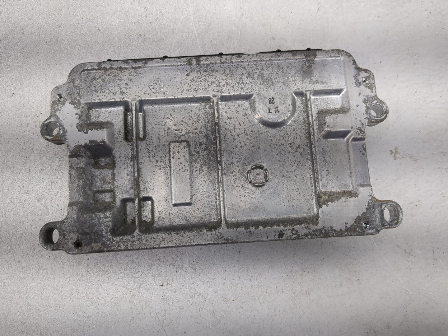 2016 Mazda Cx-5 PCM Engine Control Computer ECU ECM PCU OEM P/N:PY9W18881A PYAS188K2C, 2798002791 Fits Fits 2017 2018 OEM Us