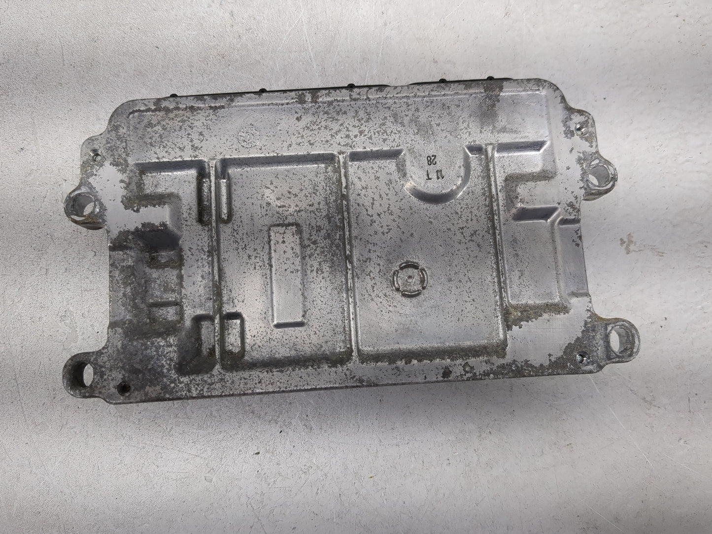 2016 Mazda Cx-5 PCM Engine Control Computer ECU ECM PCU OEM P/N:PY9W18881A PYAS188K2C, 2798002791 Fits Fits 2017 2018 OEM Us