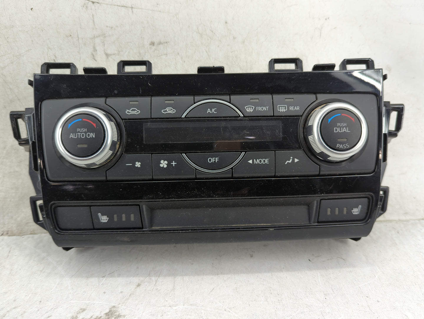 2016 Mazda Cx-5 Climate Control Module Temperature AC/Heater Replacement P/N:KA0R61190A Fits OEM Used Auto Parts - Oemusedau