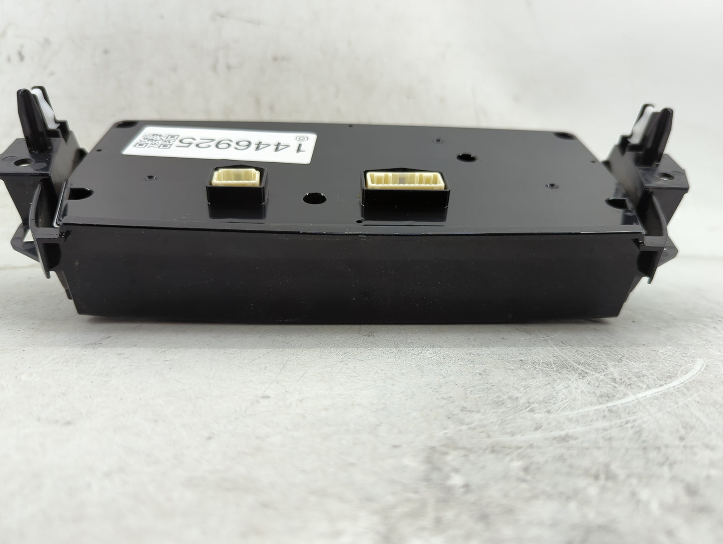 2016 Mazda Cx-5 Climate Control Module Temperature AC/Heater Replacement P/N:KA0R61190A Fits OEM Used Auto Parts - Oemusedau