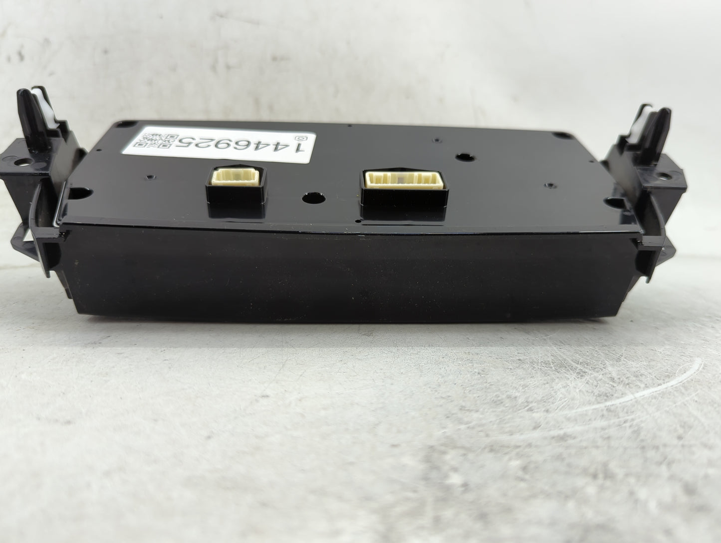 2016 Mazda Cx-5 Climate Control Module Temperature AC/Heater Replacement P/N:KA0R61190A Fits OEM Used Auto Parts - Oemusedau