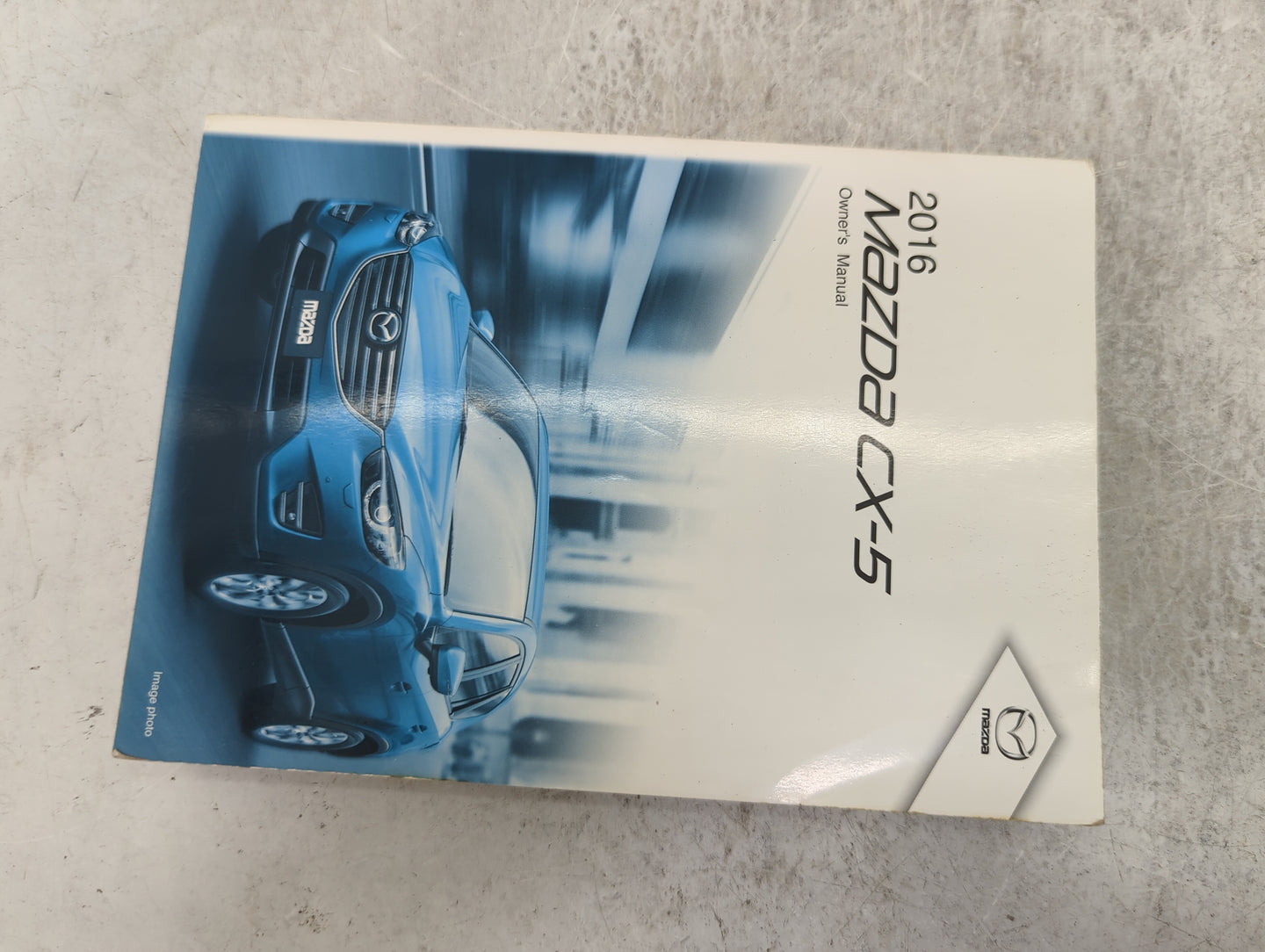2016 Mazda Cx-5 Owners Manual Book Guide P/N:8DV2-EA-14K 9999-95-050C-16 OEM Used Auto Parts - Oemusedautoparts1.com