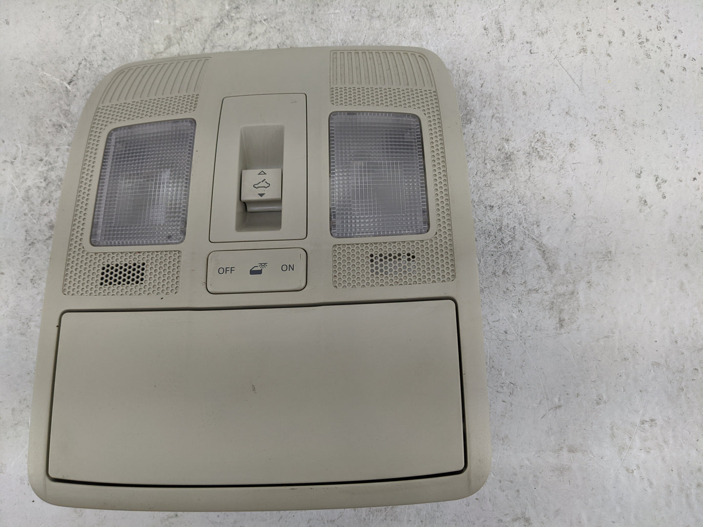 2013-2022 Mazda Cx-5 Overhead Console W/rear Climate Control Tan - Oemusedautoparts1.com